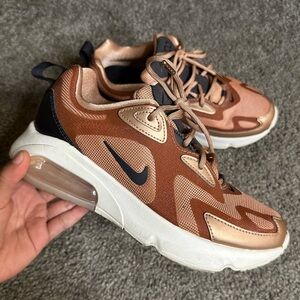 Nike Womens Air Max 200 Womens Size 6 Bronze Rose Gold Running Casual Shoes